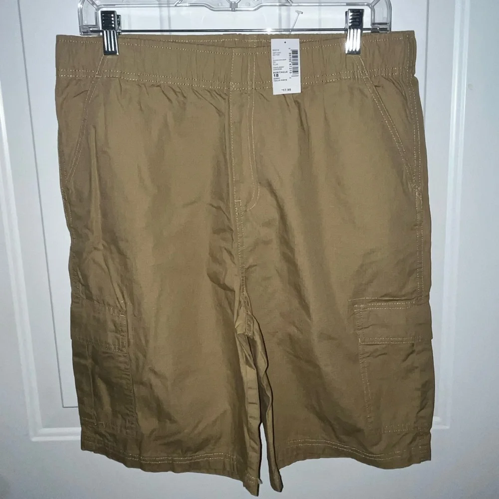 NWT Children’s Place Husky Boy’s Pull-on Cargo Shorts - Sz 18 Husky
